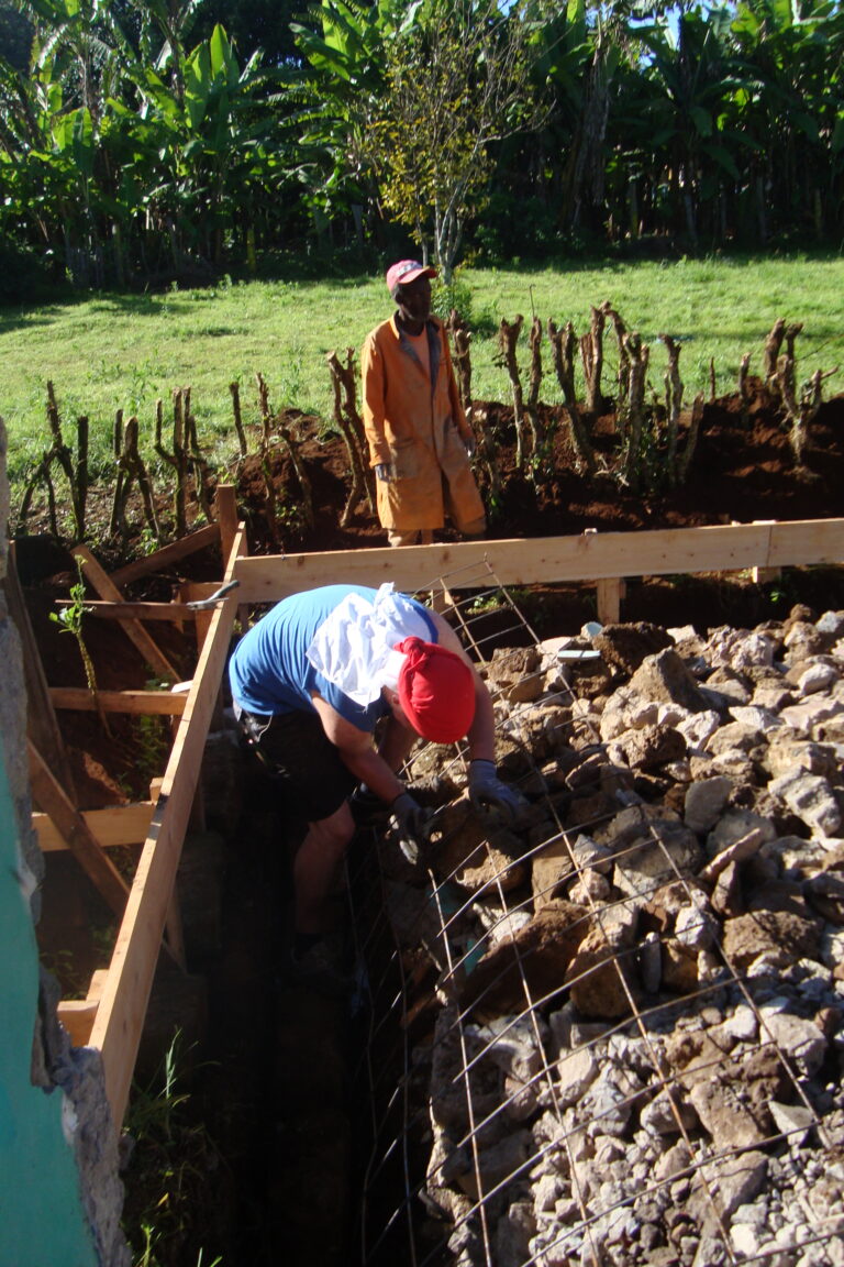 Dal 2026 Progetto sanitario, Casa anziani Esposos Bishara (annualmente)
